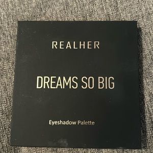 Eyeshadow palette called dream so big